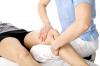 Tràn dịch khớp gối nguyên nhân triệu chứng cách điều trị